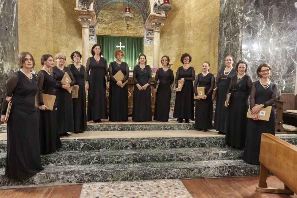 Memoria per Il coro Hildegard von Bingen in "CARITAS ABUNDAT IN OMNIA" a Lentate sul Seveso 